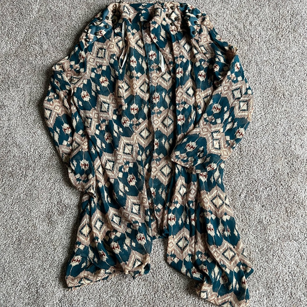 Gimmicks by BKE Kimono